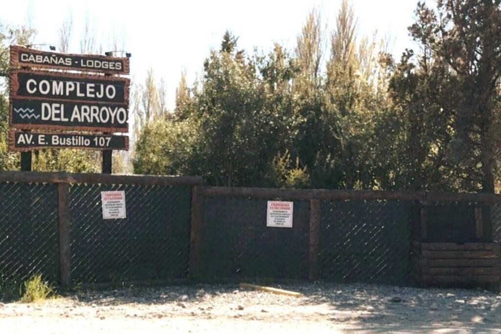 A Estrenar Con Sonido Y Vista De Arroyo Chalet San Carlos de Bariloche
