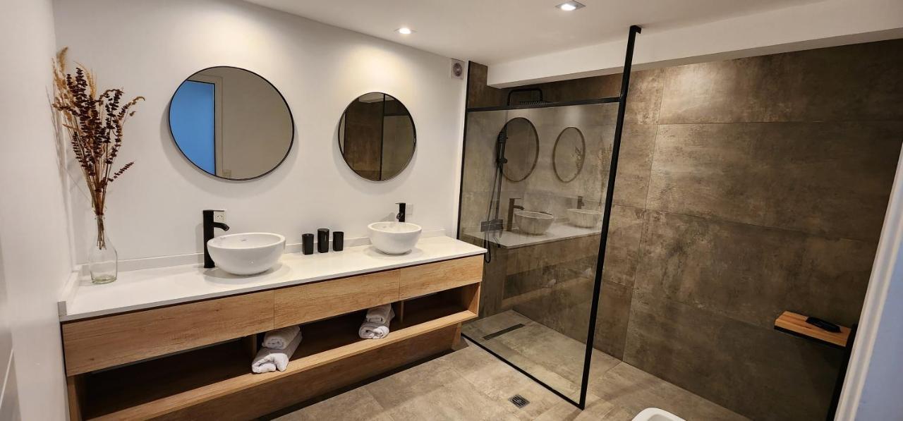 Apartamento Moderno Y Luminoso Con Vista Al Lago!