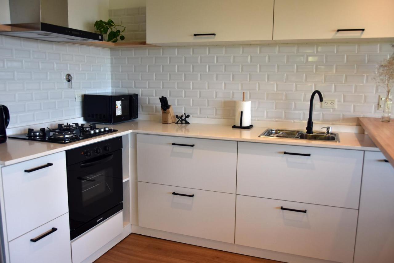 Apartamento Moderno Y Luminoso Con Vista Al Lago!