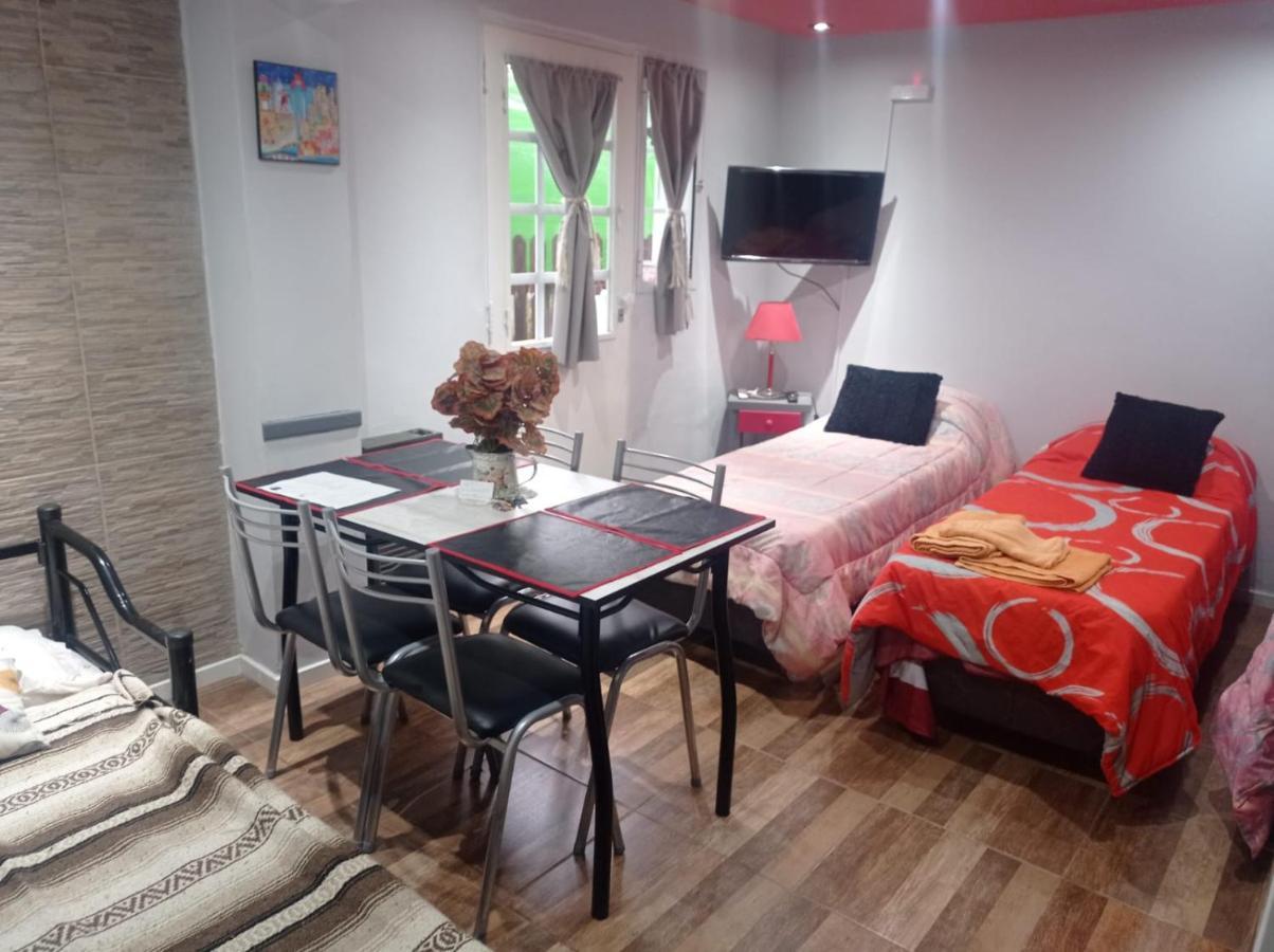 Ensuenos Apartment *