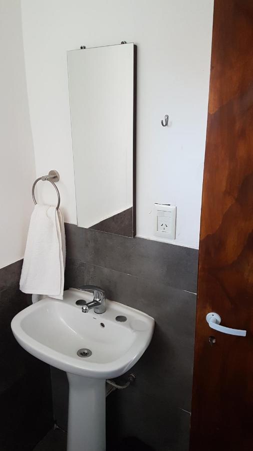 Nina Hostal