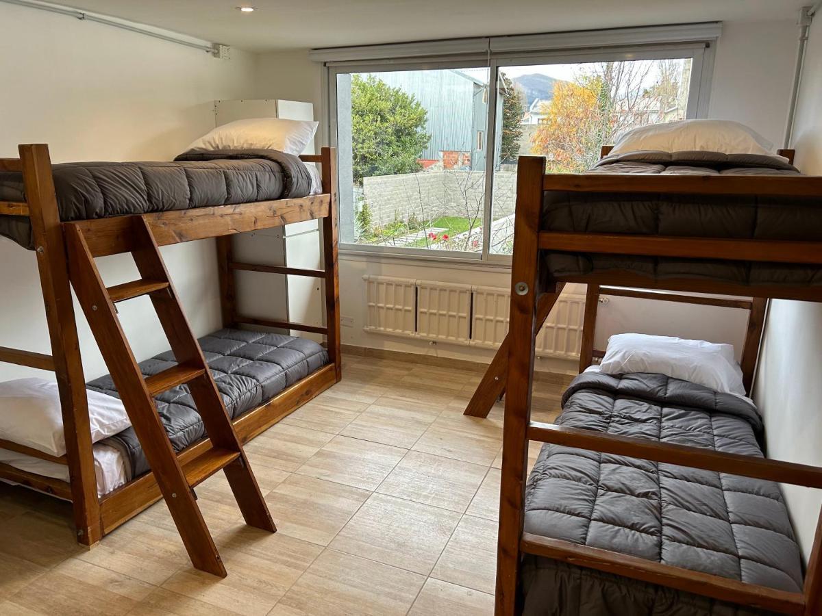 Nina Hostal
