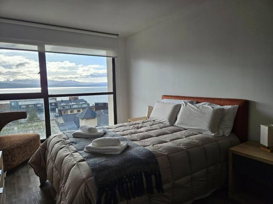 Hermoso Y Centrico Monoanbiente Con Vista Al Lago En
