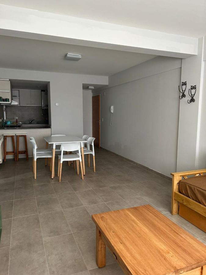 Departamento Amplio Y Comodo Cerca Del Centro San Carlos de Bariloche