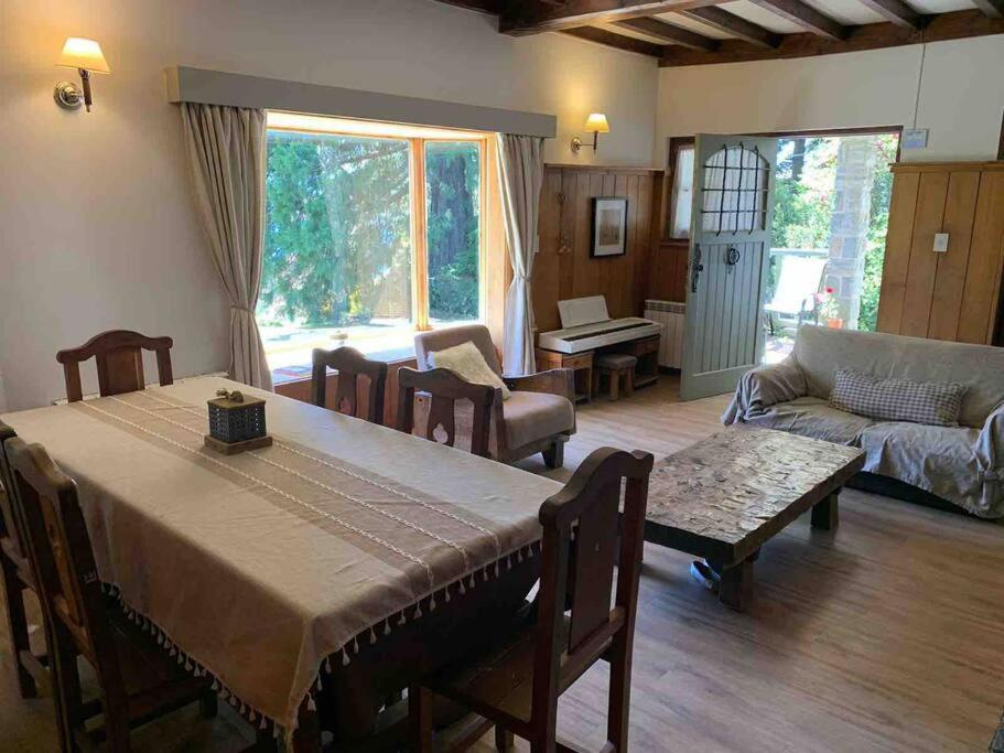 Casita Blanca Bariloche Сasa de vacaciones *