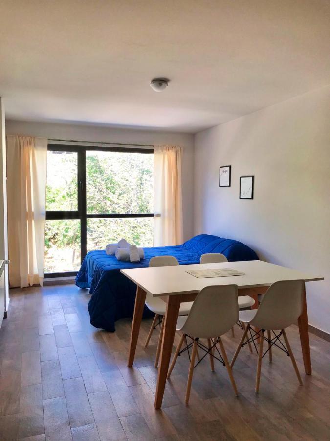 Apartment R&h Design