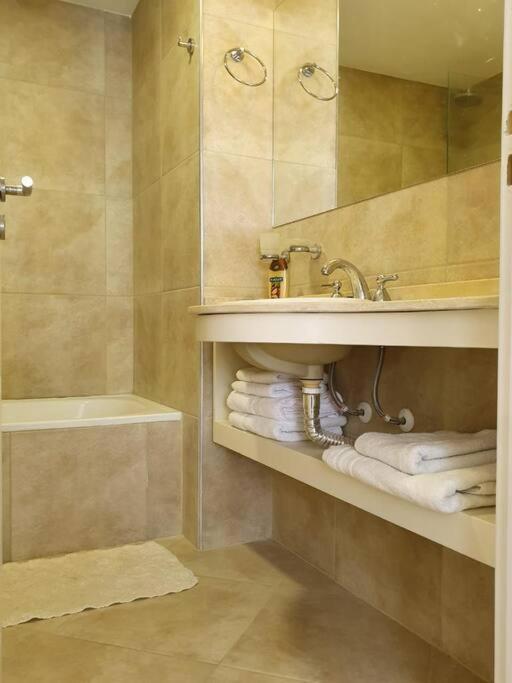 Apartamento Departamento Con Hermosa Vista