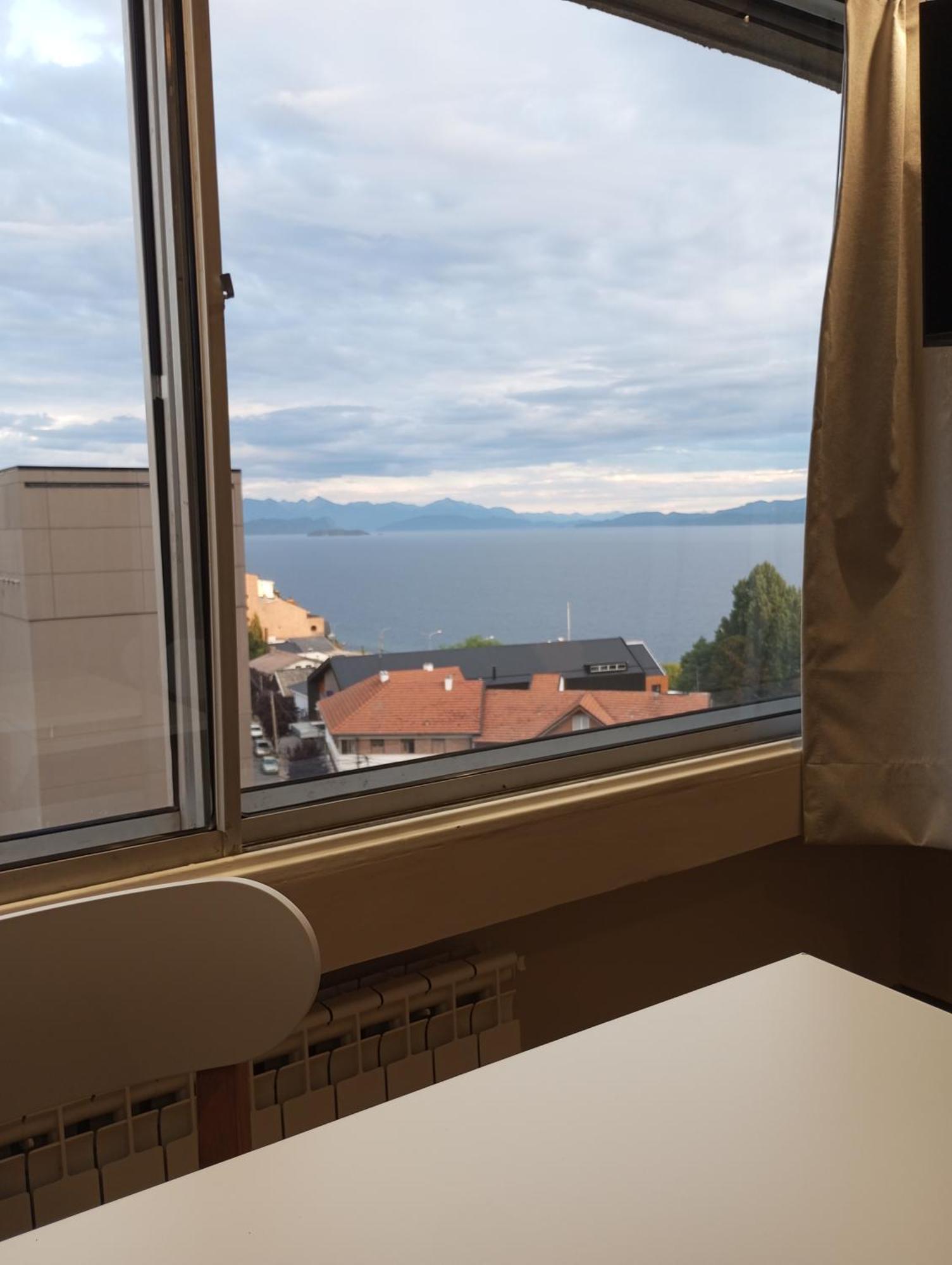Mirando La Cordillera Apartamento