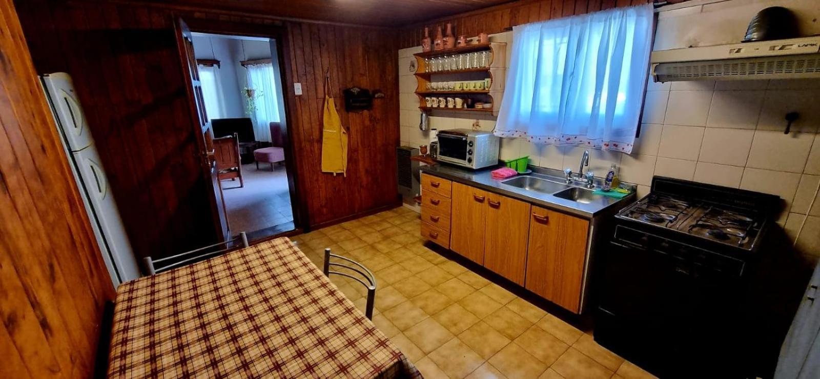 Casa Completa 5 Personas. Сasa de vacaciones San Carlos de Bariloche