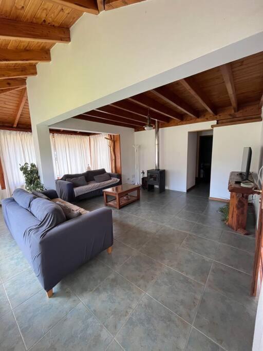 Quime Che. Casa Con Jardin, Parrilla Y Cochera. Сasa de vacaciones San Carlos de Bariloche