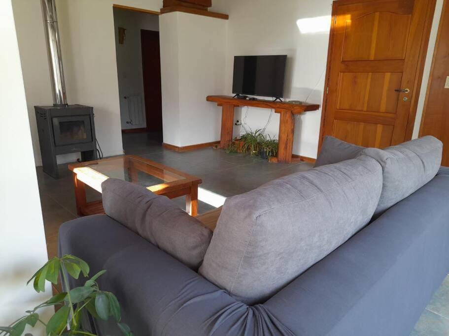 Quime Che. Casa Con Jardin, Parrilla Y Cochera. Сasa de vacaciones