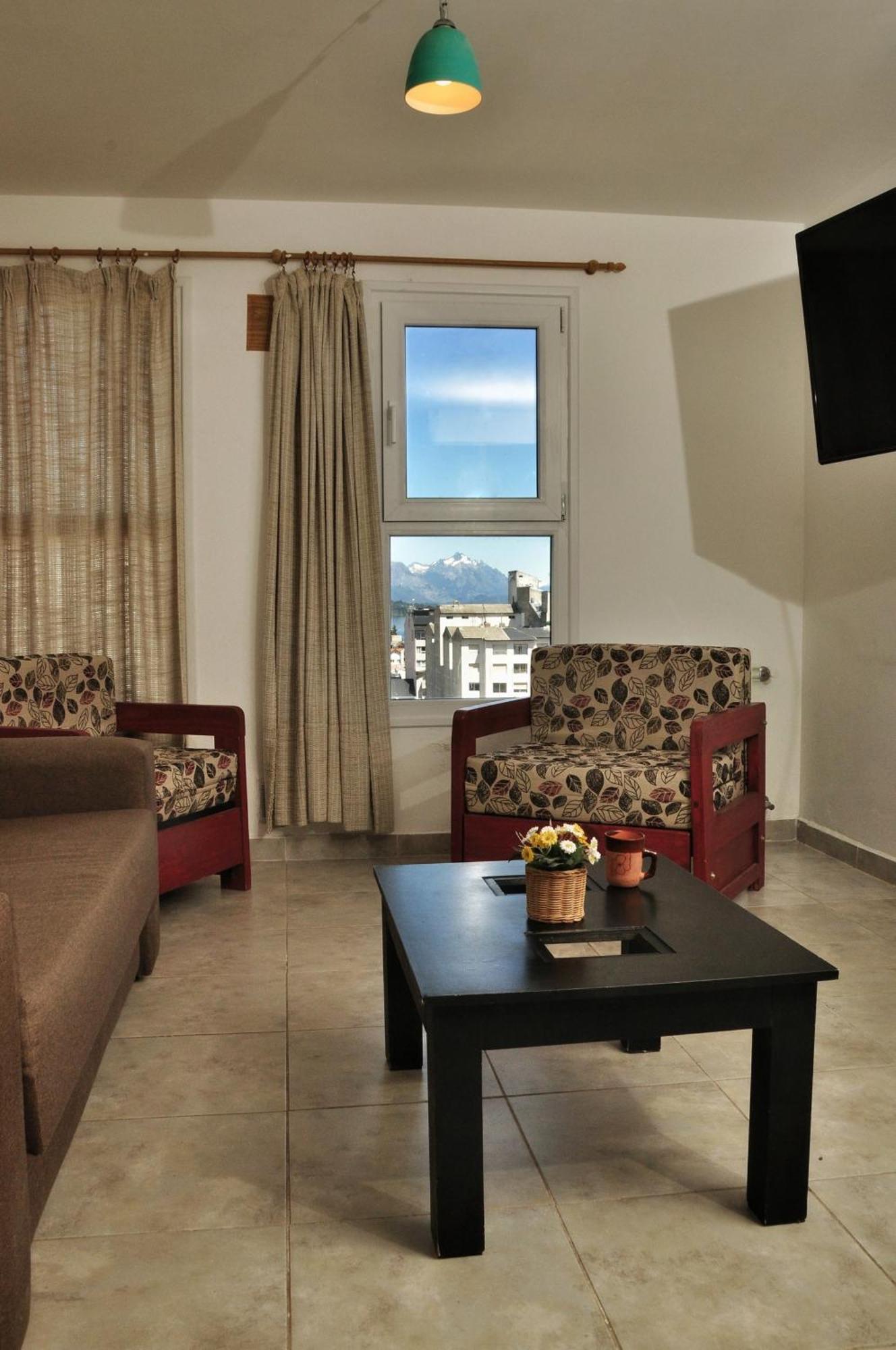 Deleitate Con Las Vistas Al Lago Y Montanas En El Centro De Apartamento San Carlos de Bariloche