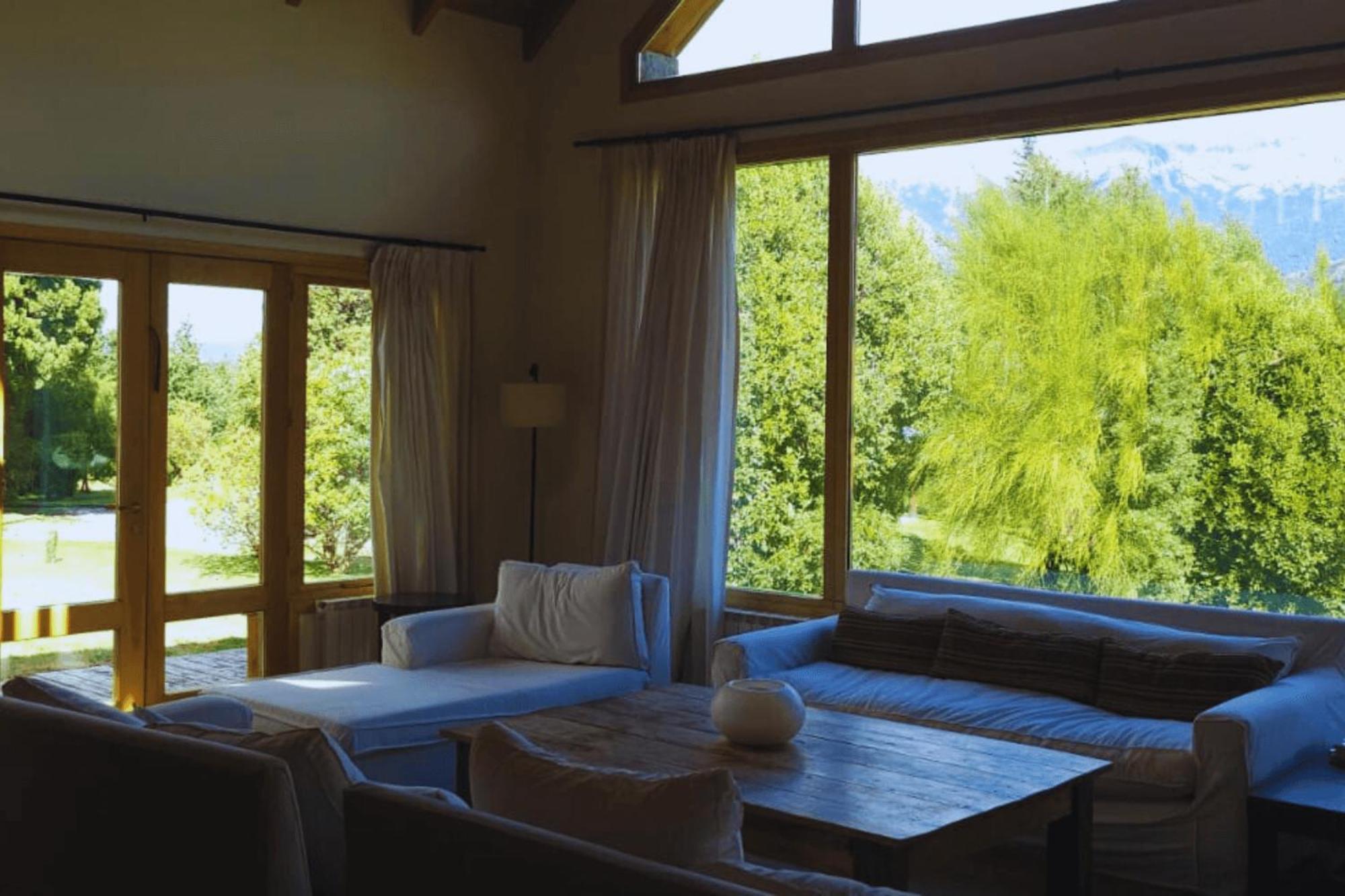 Casa Hoyo 12 - Arelauquen Golf & Country Club Сasa de vacaciones San Carlos de Bariloche