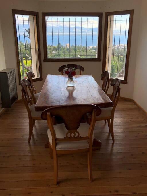 Departamento Con Vista Al Lago-michay Apartamento