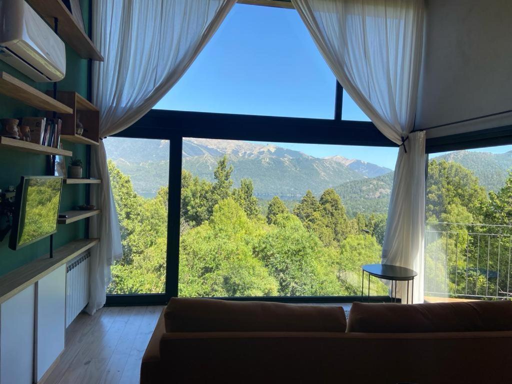 Casa Huilco- Panoramic Lake&mountain Views * San Carlos de Bariloche