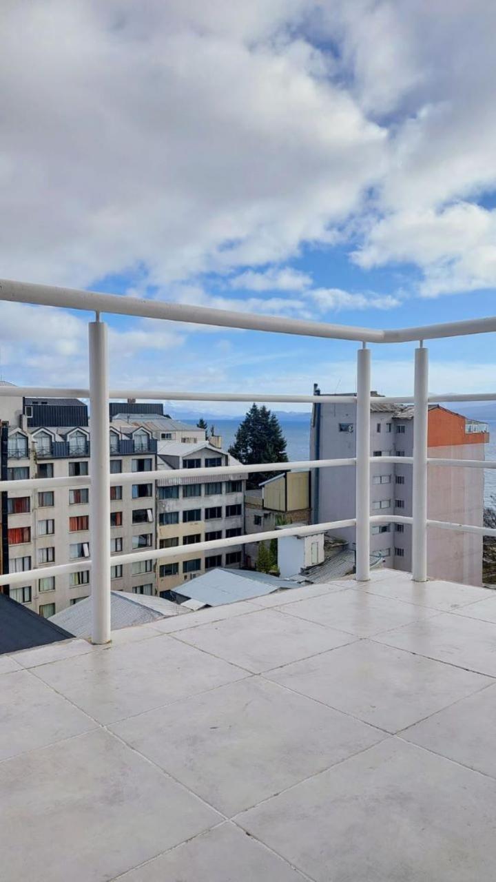 Apartamento Deleitate Con Las Vistas Al Lago Y Montanas En El Centro De San Carlos de Bariloche