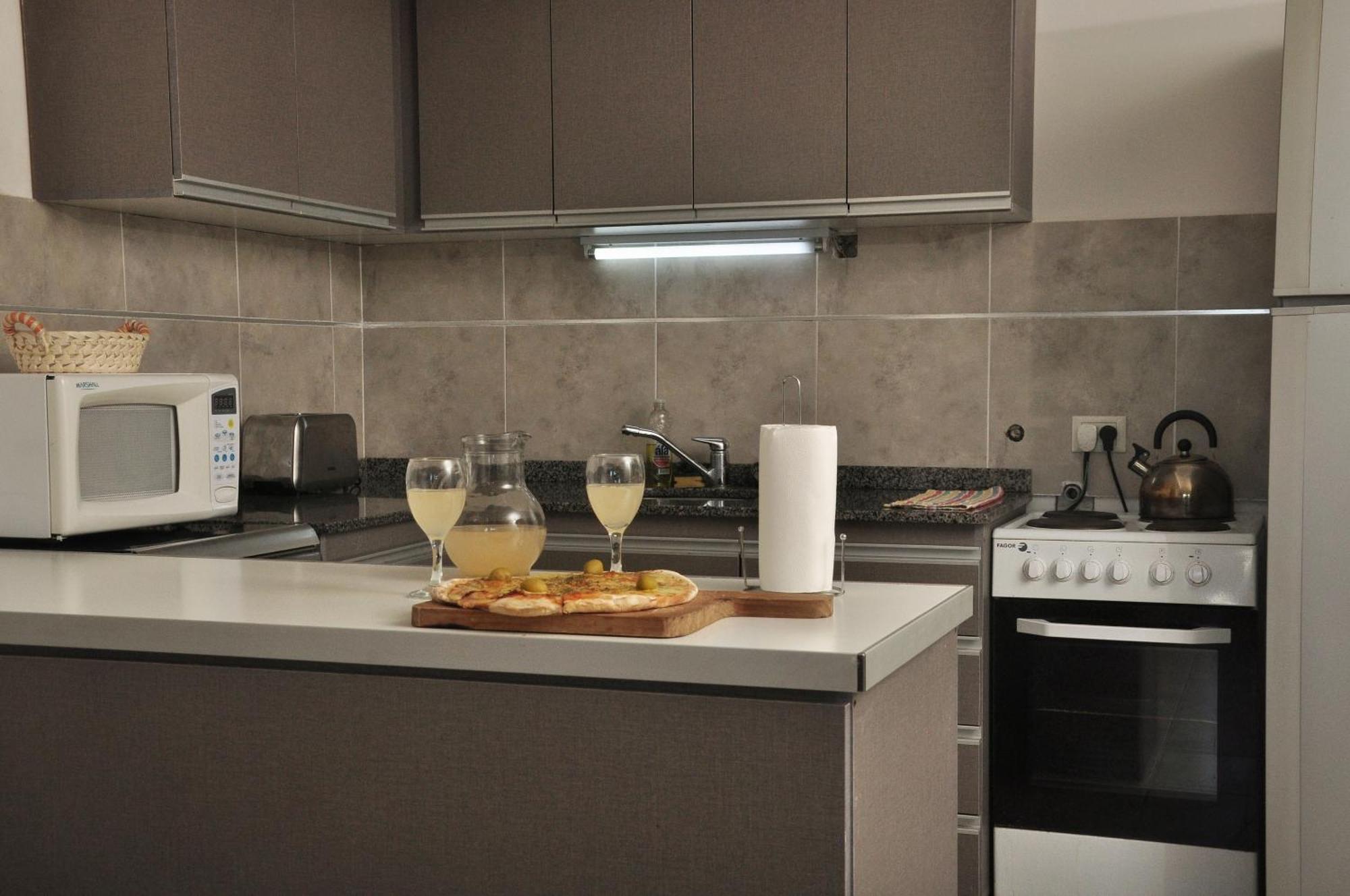 Apartamento Deleitate Con Las Vistas Al Lago Y Montanas En El Centro De *
