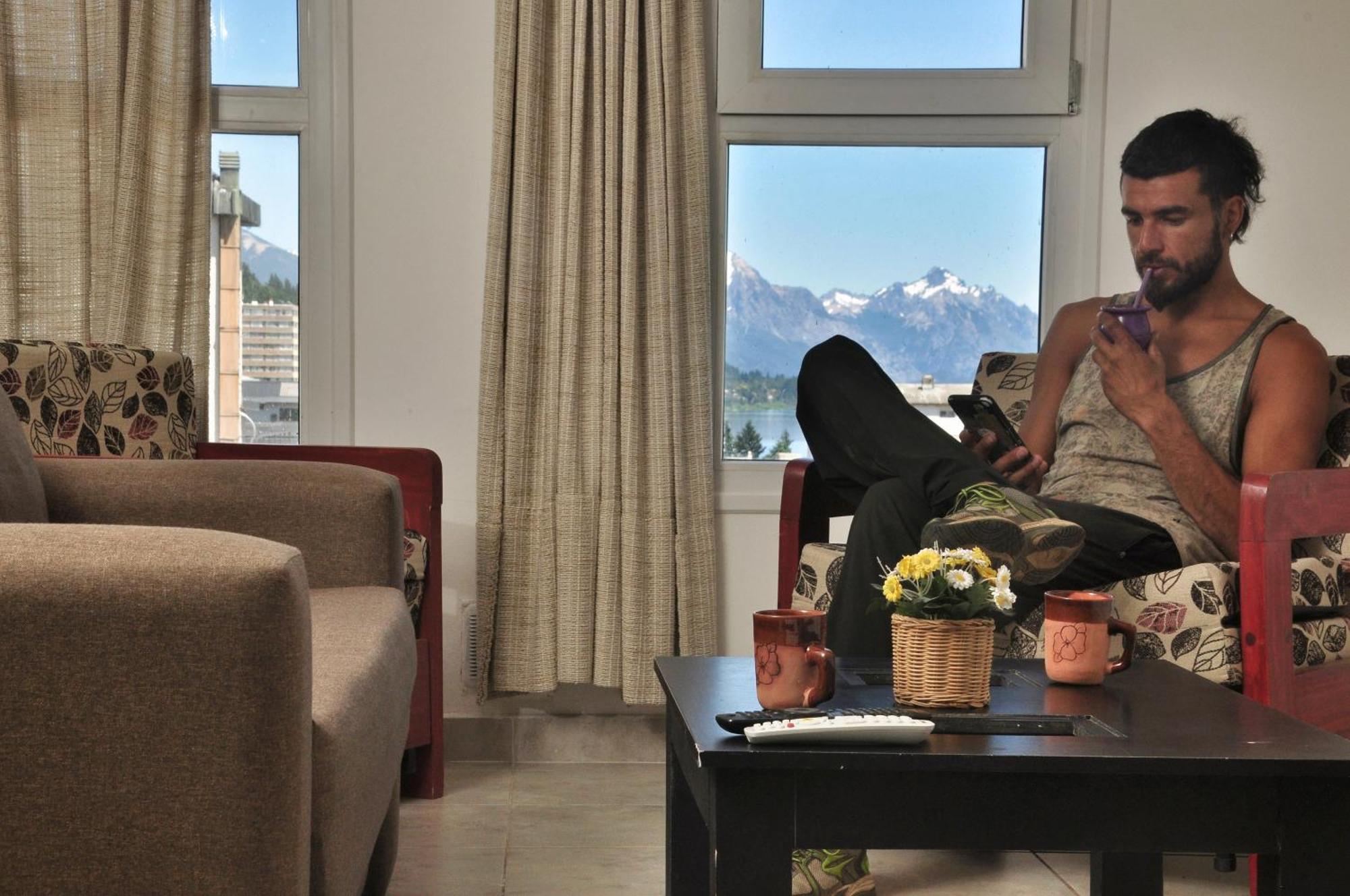 Deleitate Con Las Vistas Al Lago Y Montanas En El Centro De San Carlos de Bariloche