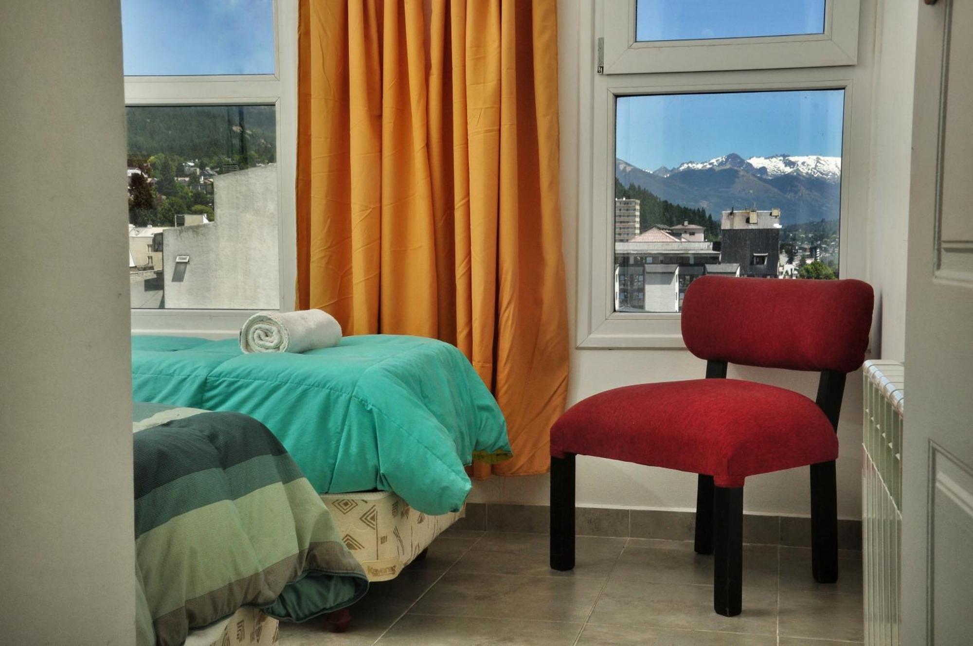Apartamento Deleitate Con Las Vistas Al Lago Y Montanas En El Centro De *