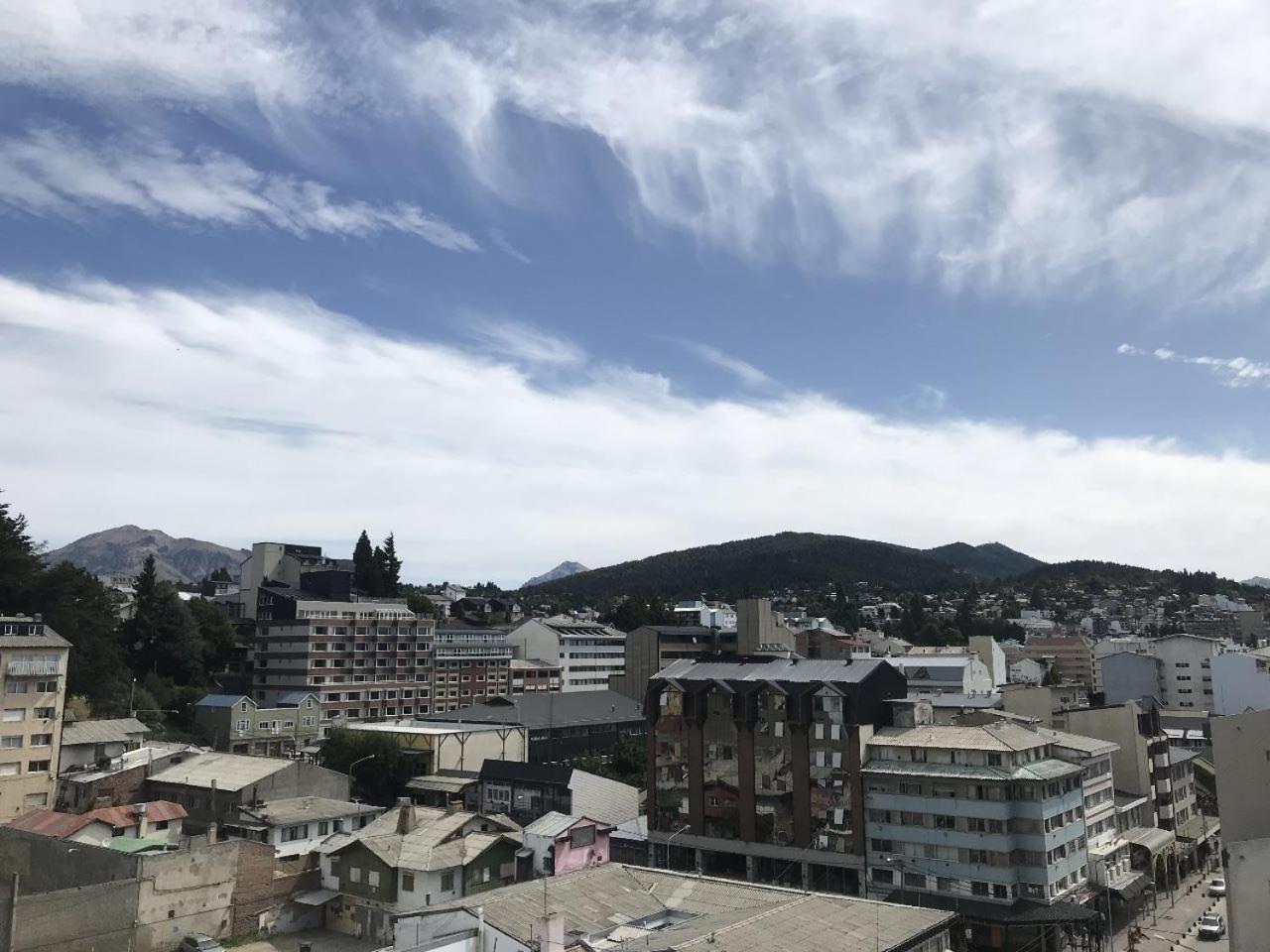 Hospedate En Depto Centrico Con Balcon Y Vista A Los Cerros Apartamento *