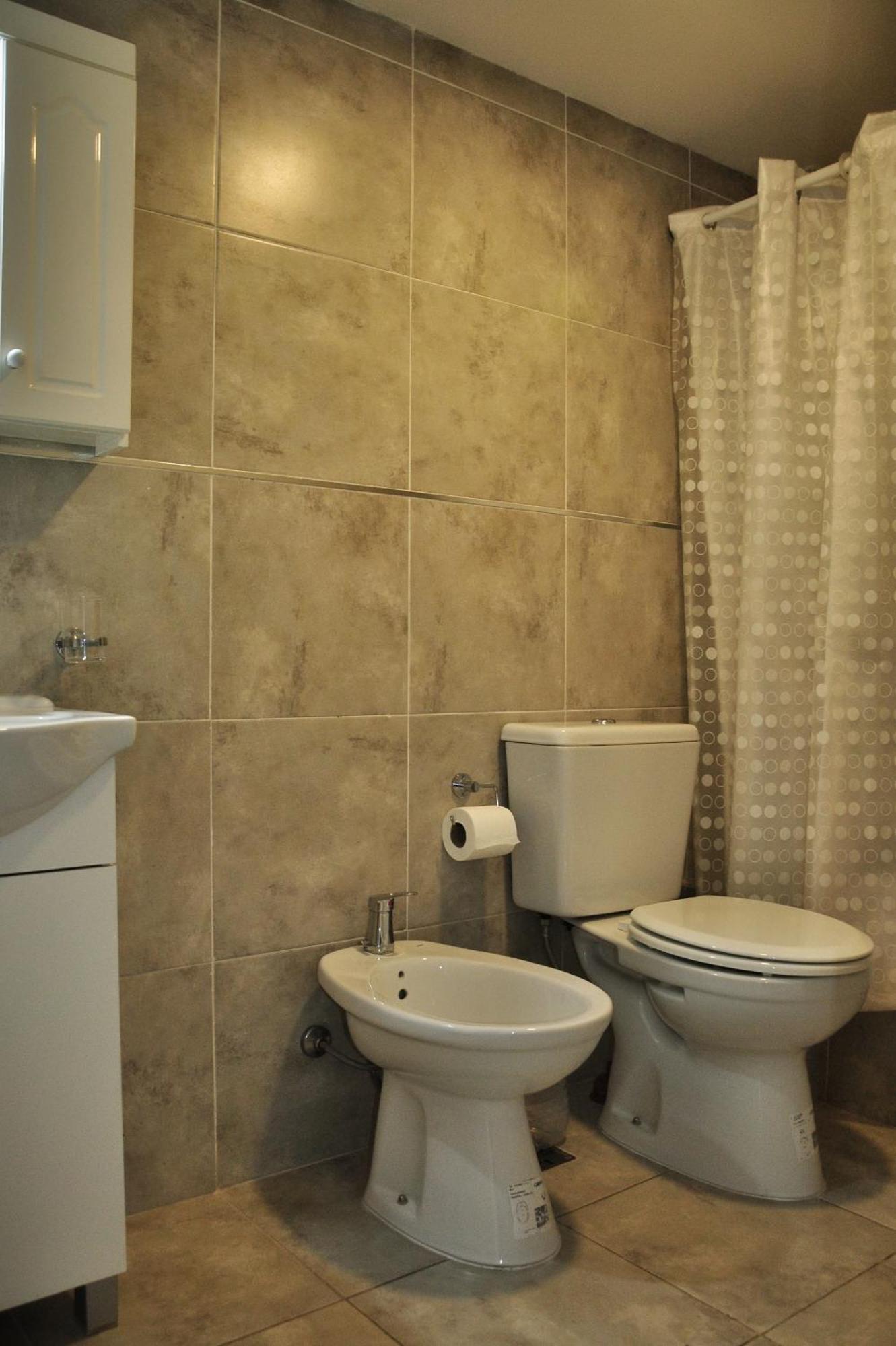 Apartamento Hospedate En Depto Centrico Con Balcon Y Vista A Los Cerros *