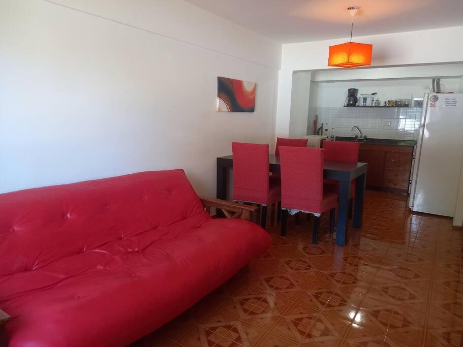 Departamento Luminoso En Pleno Centro. Apartamento
