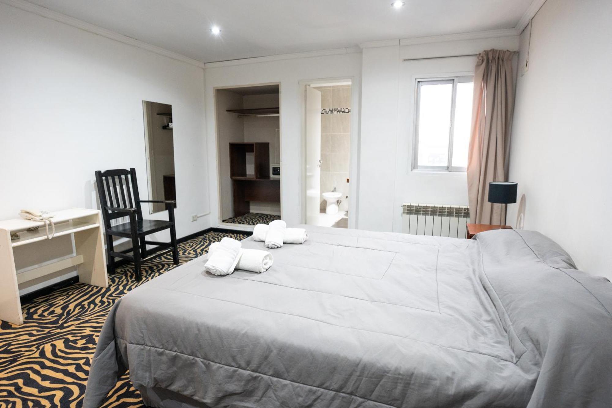 American Hotel