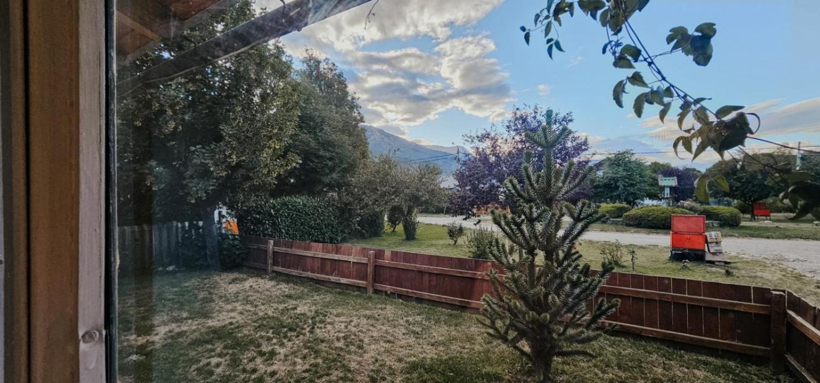 Casa Con Jardin Y Vista A La Montana! Сasa de vacaciones San Carlos de Bariloche