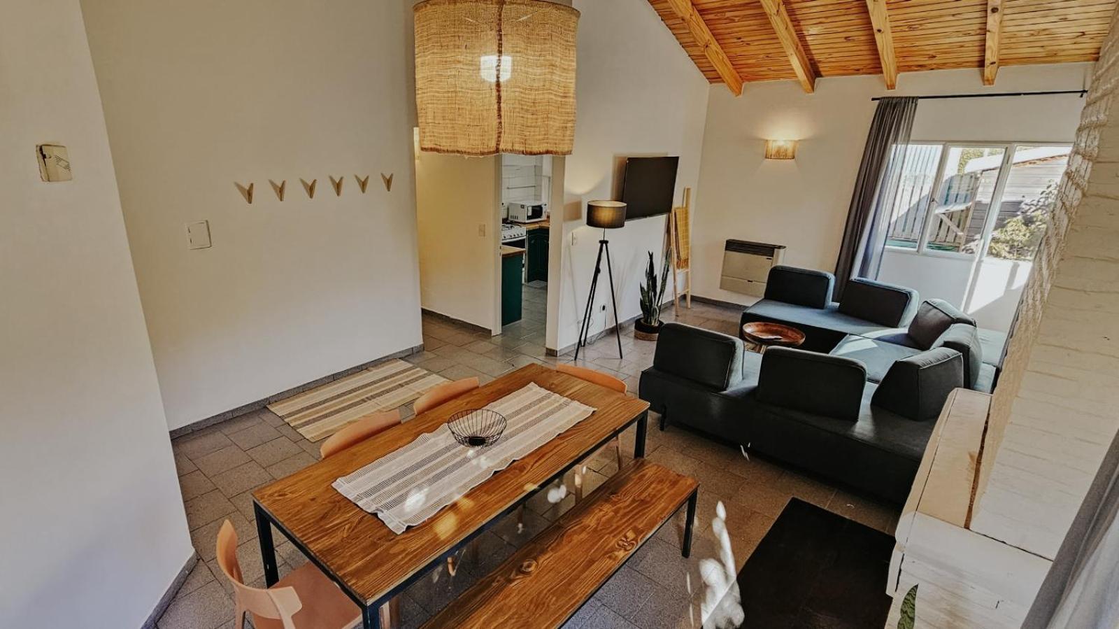 Casa Con Jardin Y Vista A La Montana! *