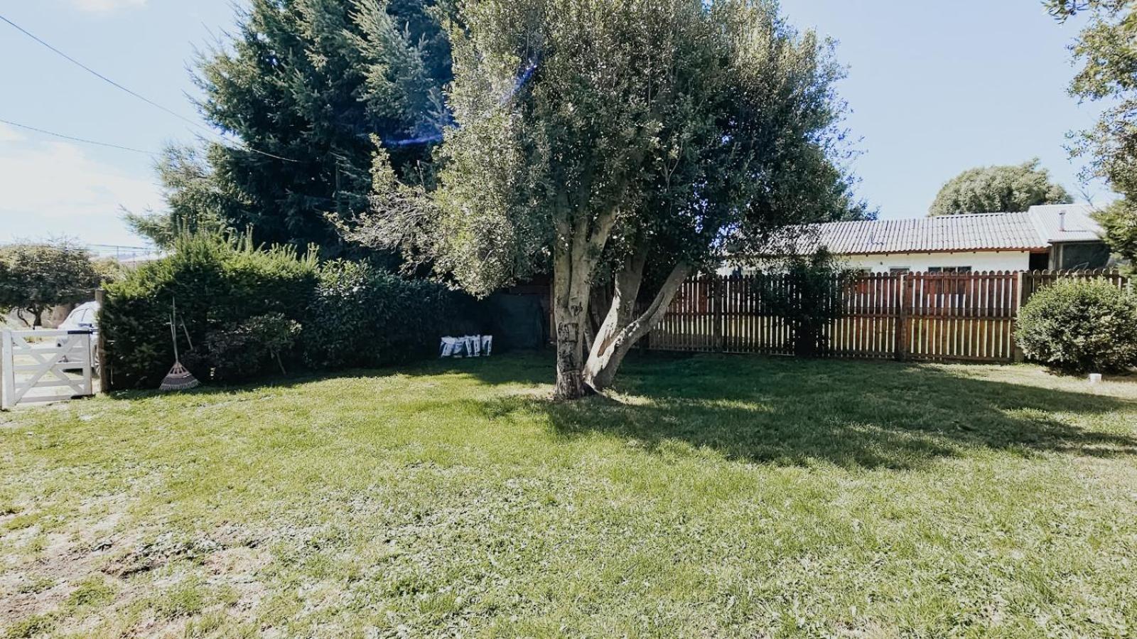Casa Con Jardin Y Vista A La Montana!