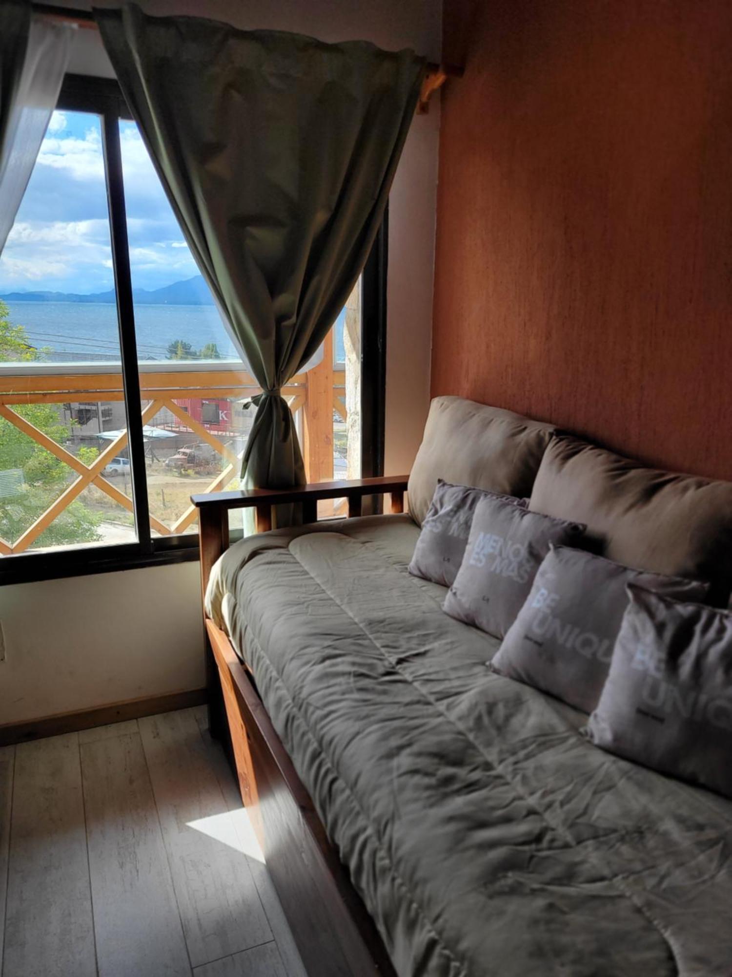 Apartamento Dpto Tipo Cabana Con Vista Al Lago