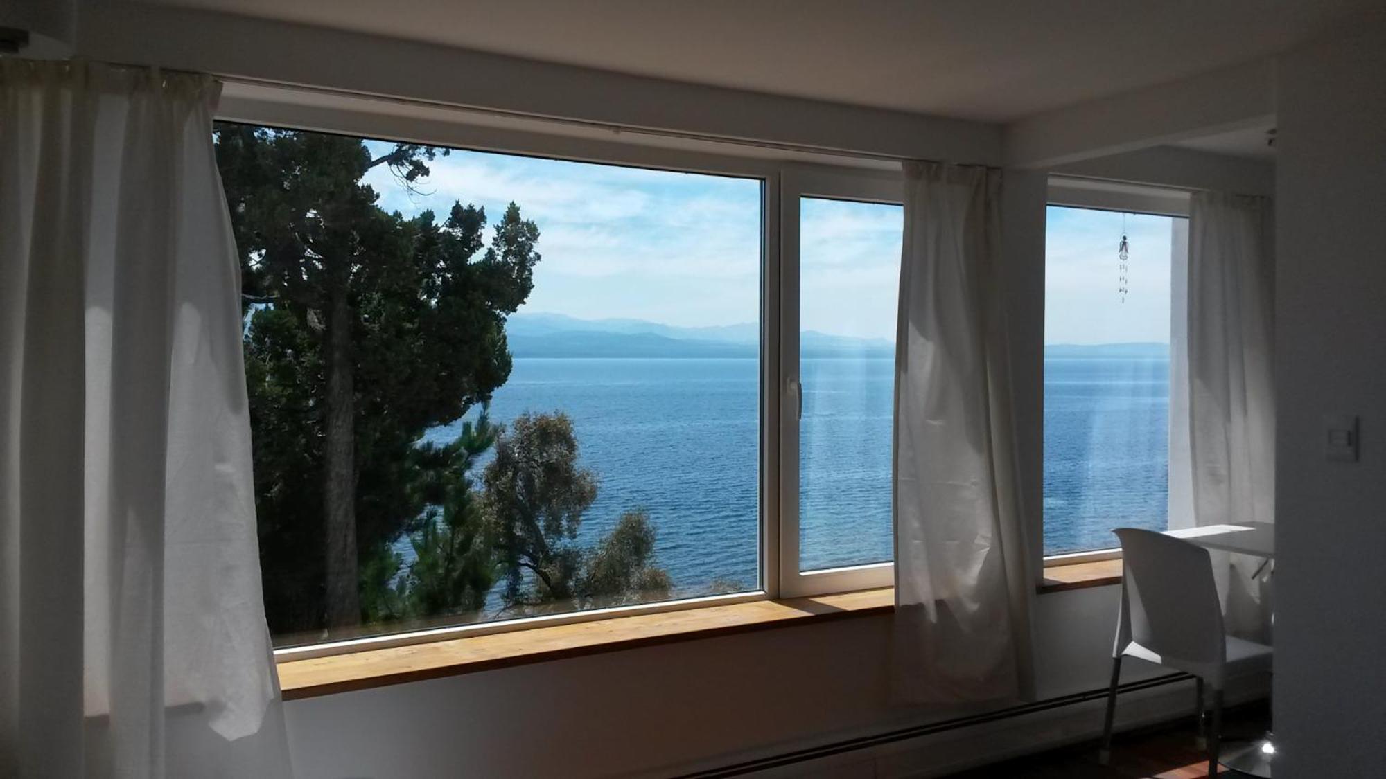 Lago Apartment *