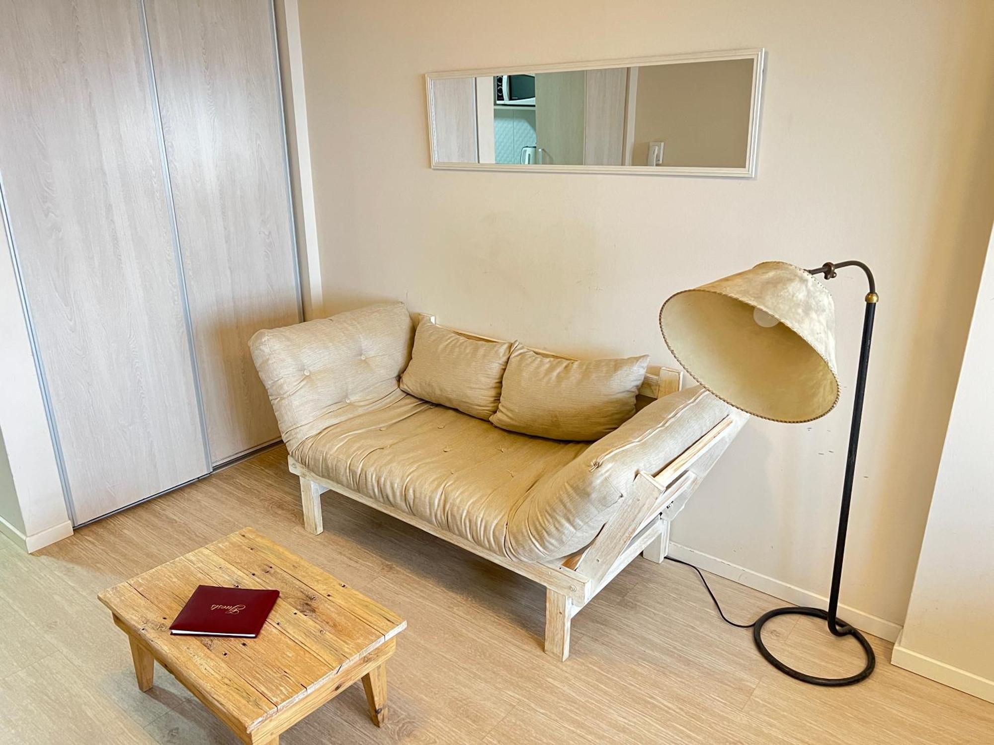 Ari Aparts Apartment