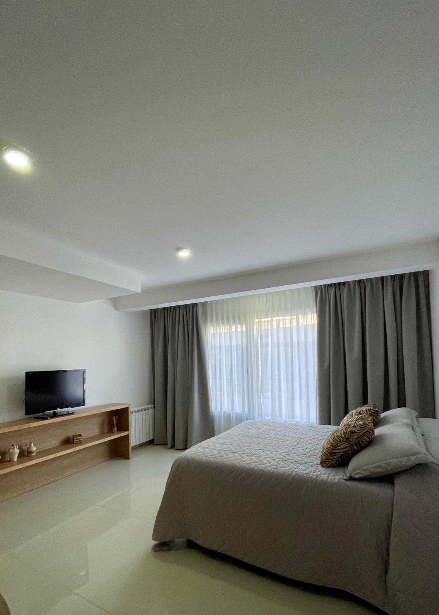Alquiler De Monoambiente Moderno Apartamento