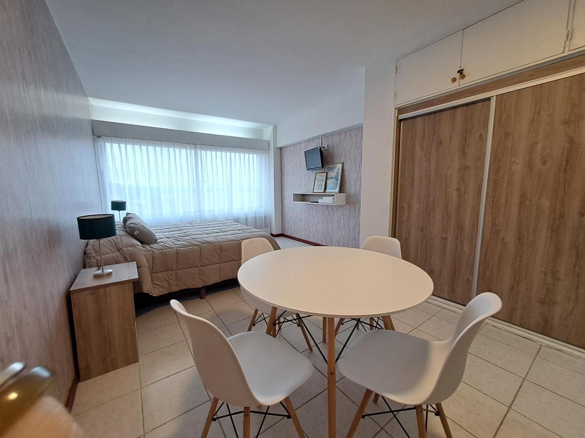 Apartamento Center 208 - *
