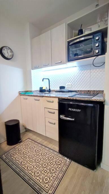 Apartamento En El Centro, 3 Cuadras Del Centro Civico