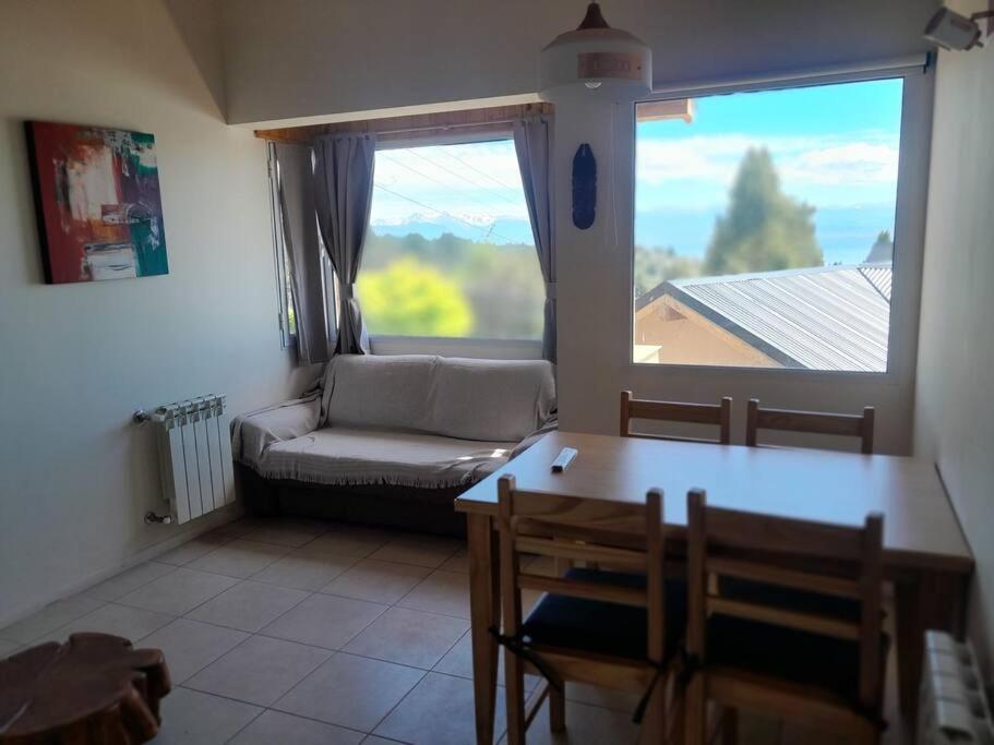 Apartamento Calido Depto Con Vista Al