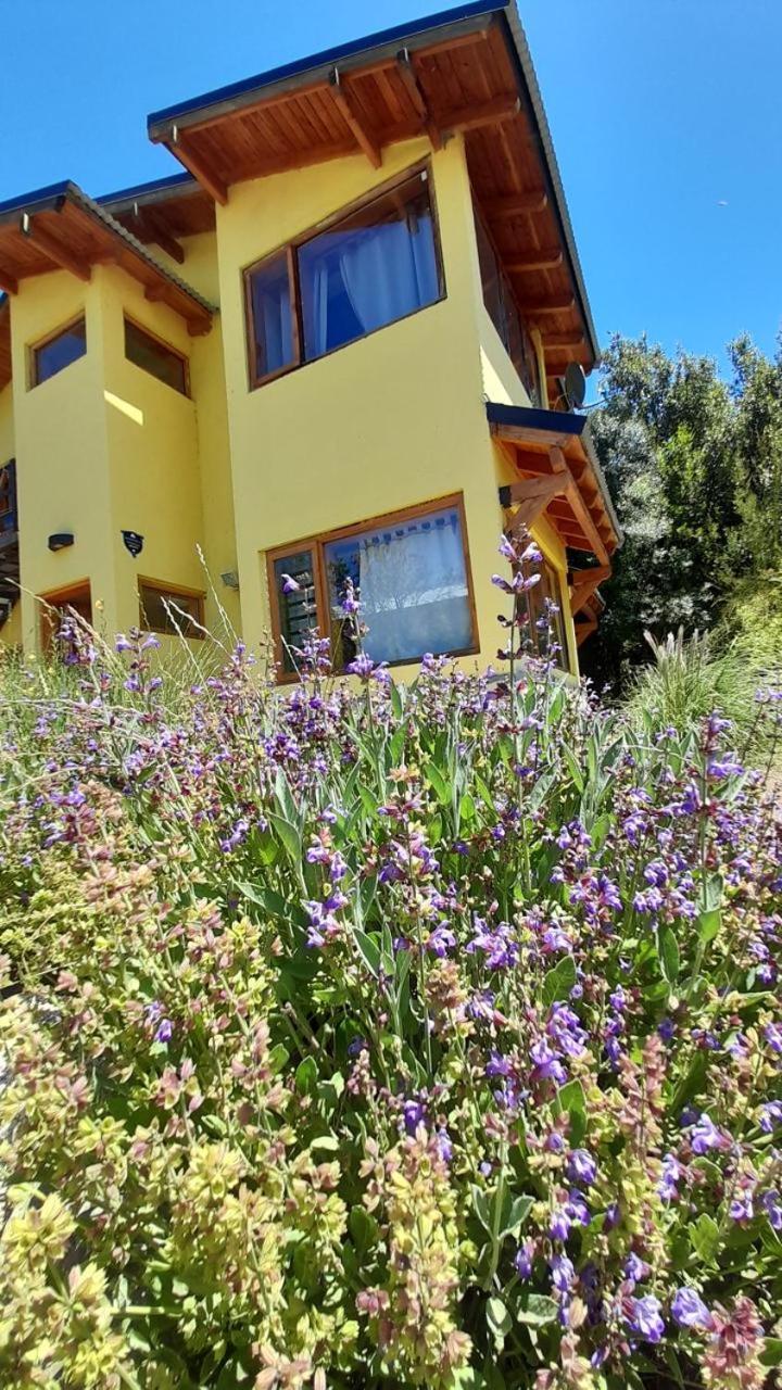 Alewekehue, La Pequena San Carlos de Bariloche