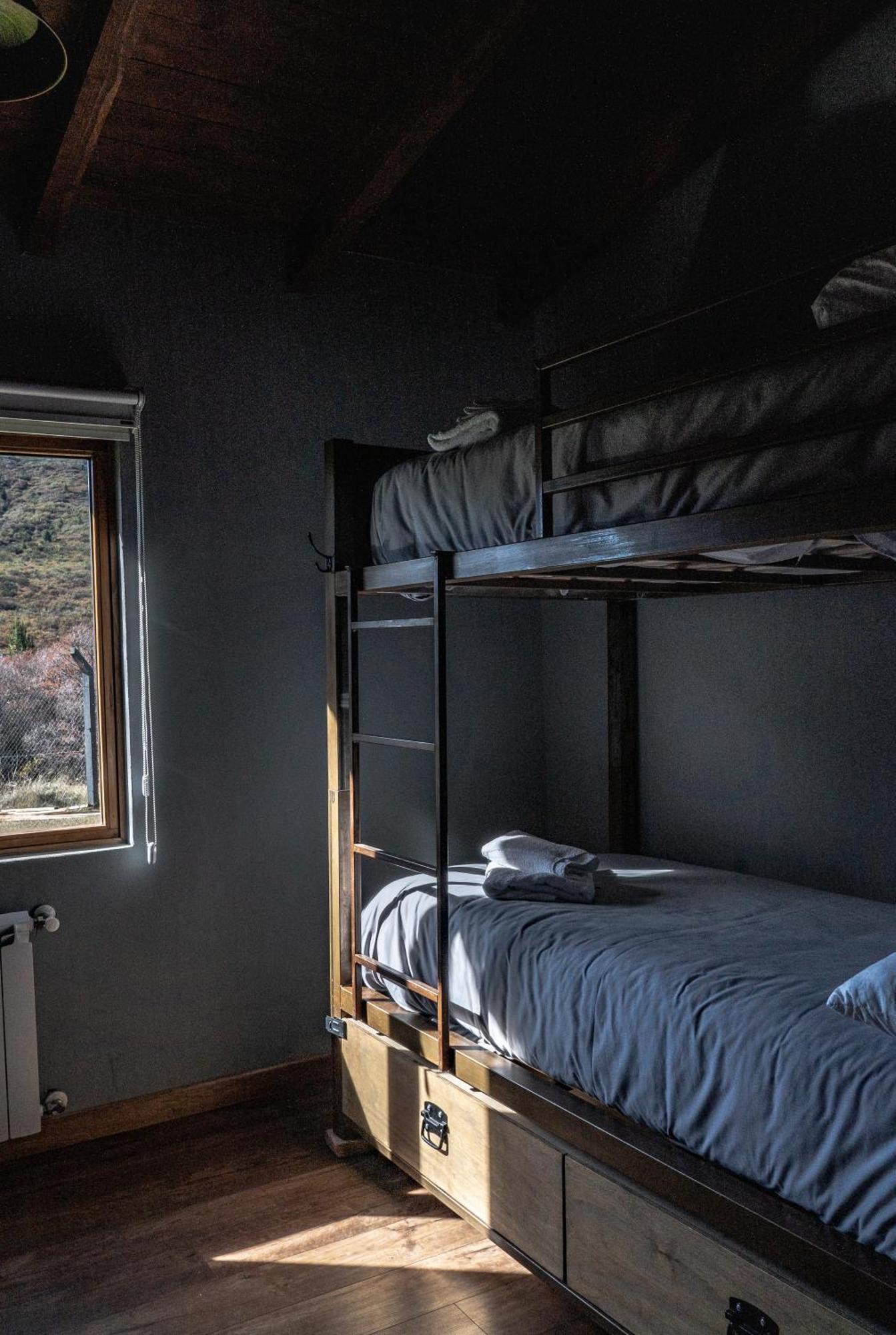 Hostal La De Montana - Nubes