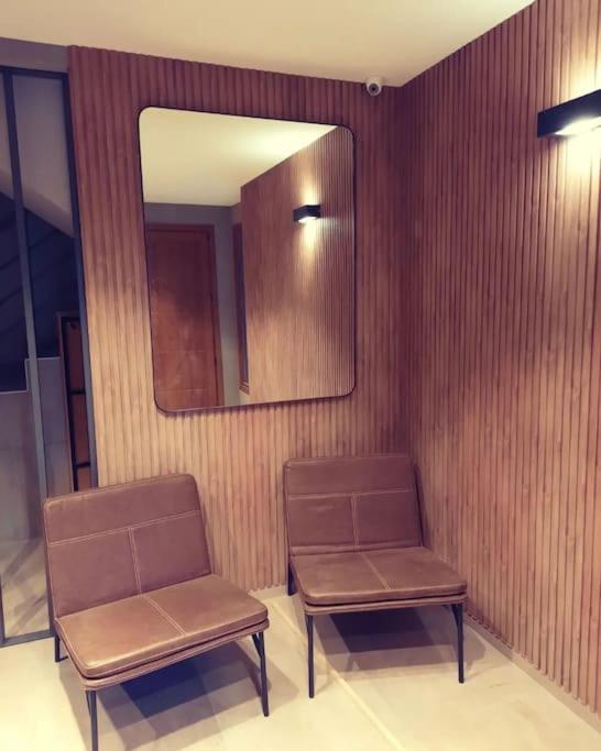 Nuevo Piso Centrico Con Vista Al 2 O 3 Personas 1 Mascota Ok Apartamento San Carlos de Bariloche
