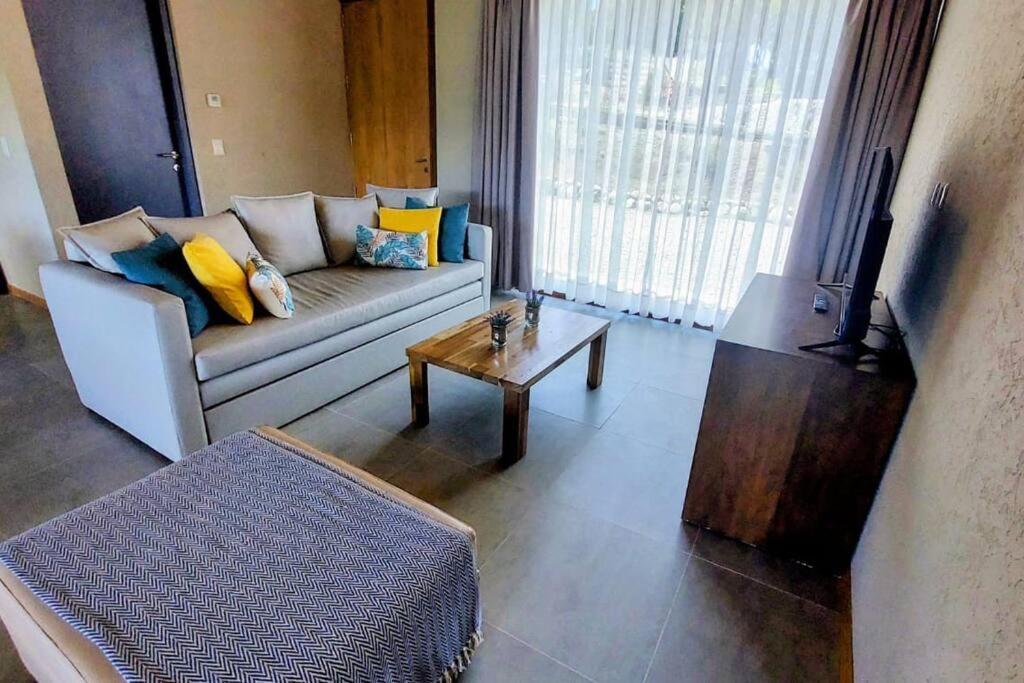 Casa Con Vista Al Lago Y Cerros Сasa de vacaciones