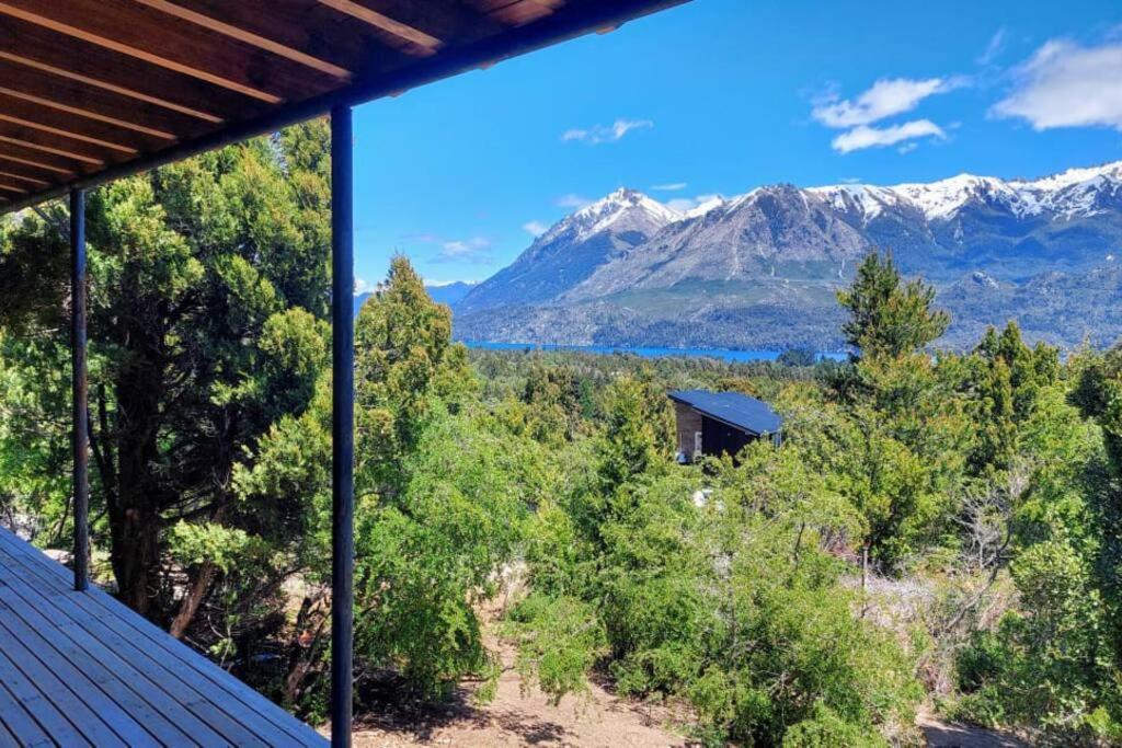 Casa Con Vista Al Lago Y Cerros Сasa de vacaciones