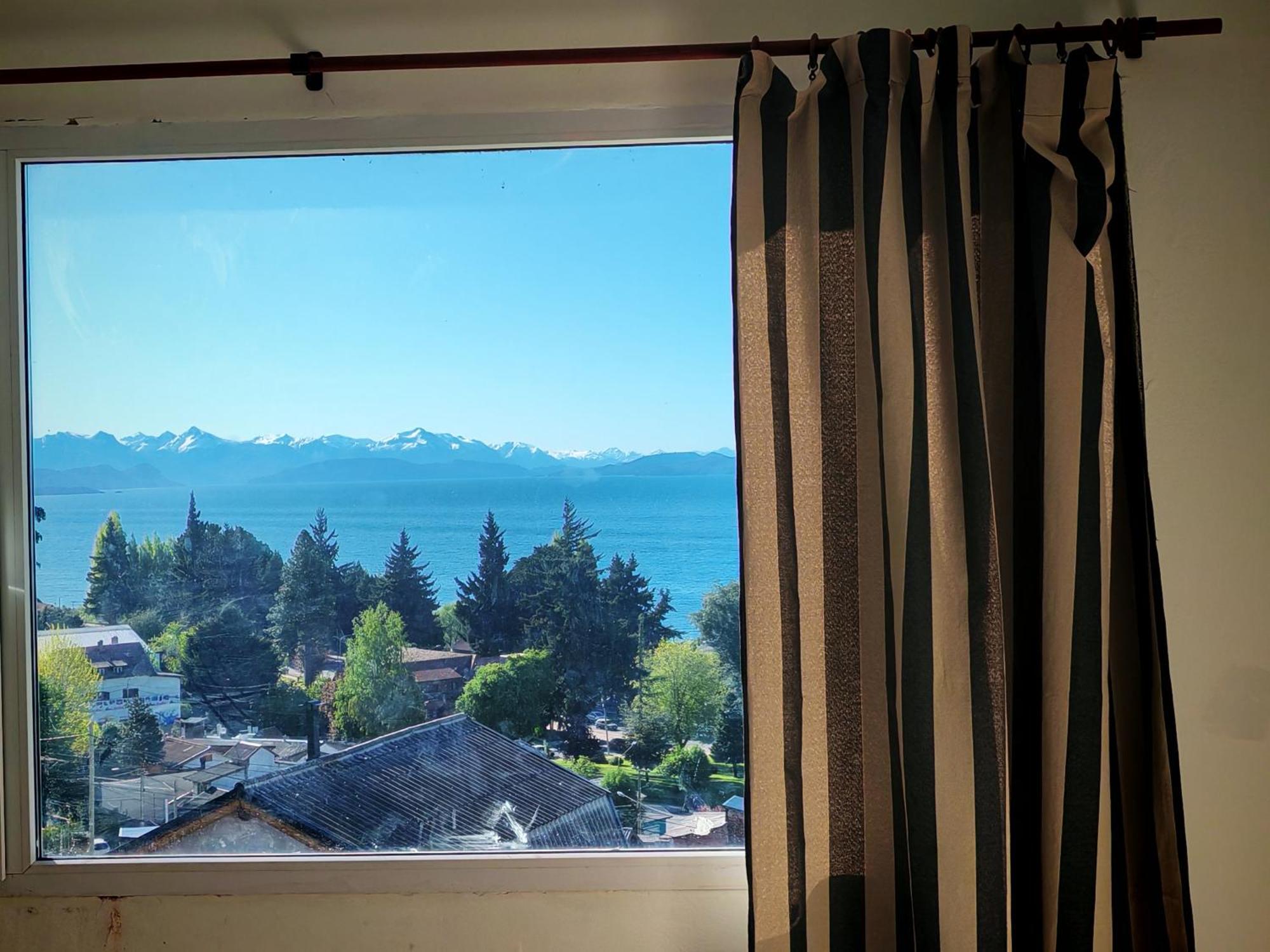 A4- Departamento Centrico, Amplio Y Con Hermosa Vista Al Lago! * San Carlos de Bariloche