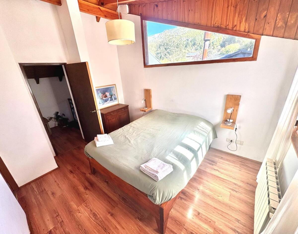 Casa Grande Con Jardin * San Carlos de Bariloche