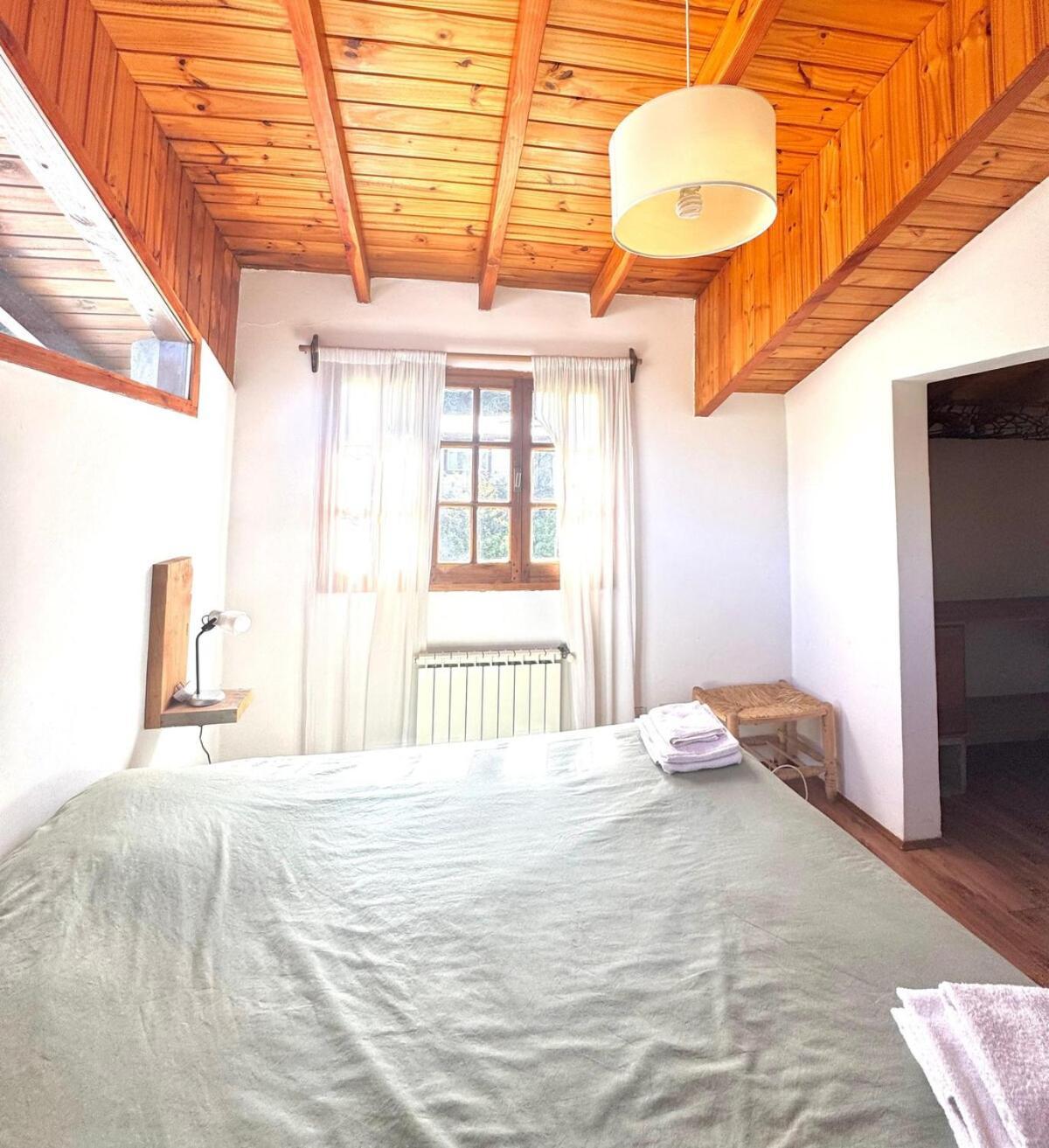 Casa Grande Con Jardin