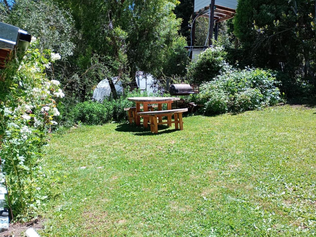 Casa Con Jardin - Circuito Chico, Holiday home San Carlos de Bariloche