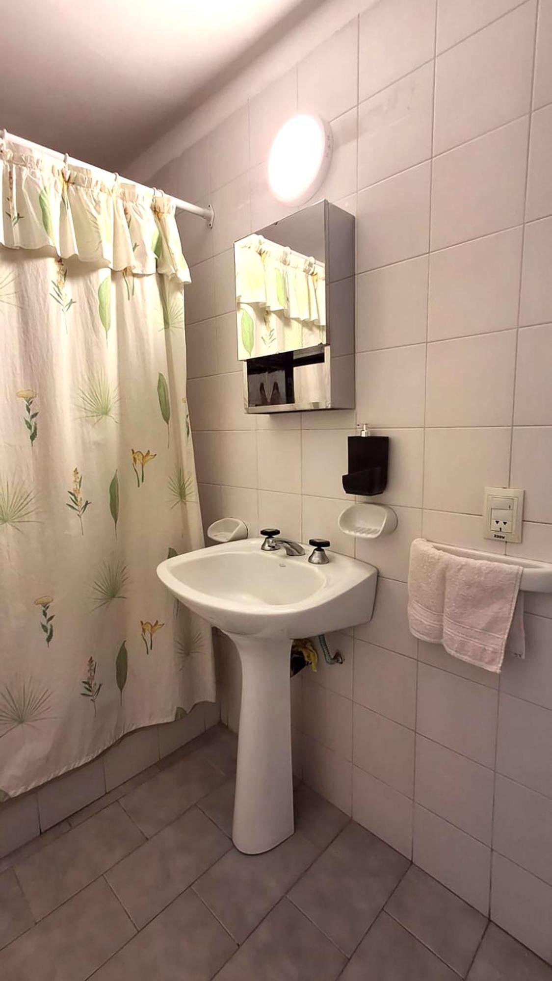 Mutisias, Departamentos 2 Personas En Zona Centrica De Bariloche Apartamento