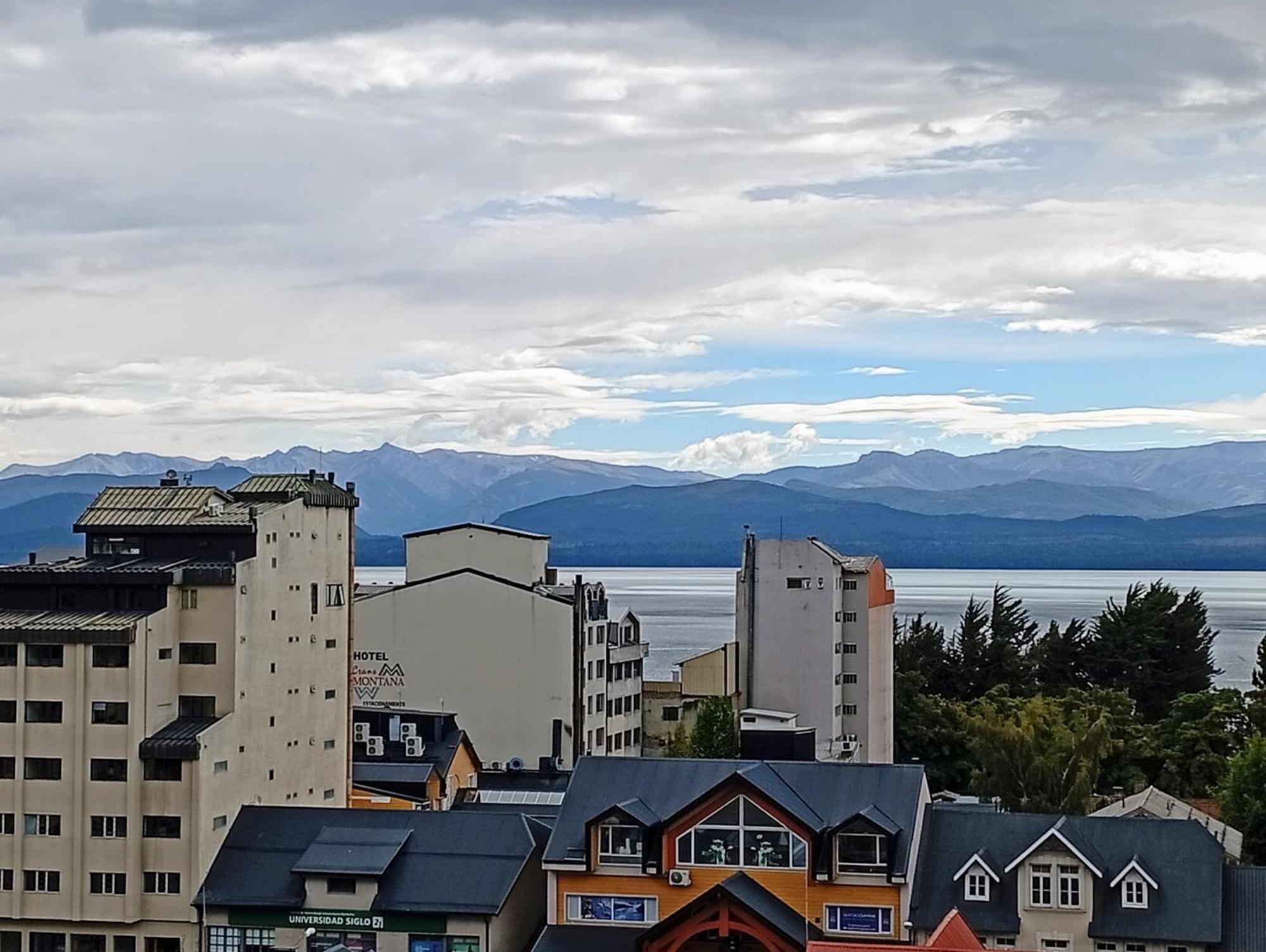 Montanas Y San Carlos de Bariloche