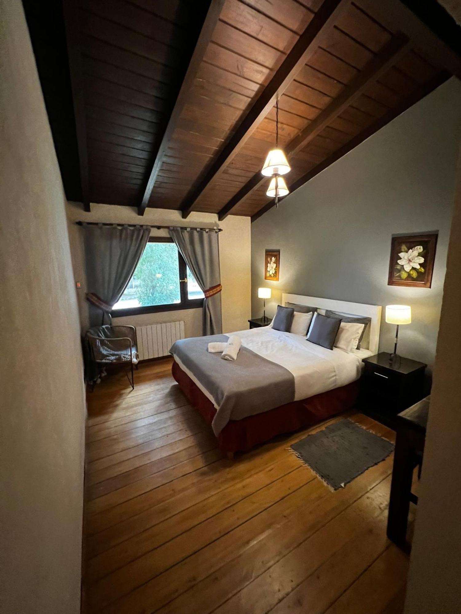Lodge Del Carmen Mountain