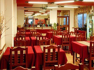 Hotel King's 2*